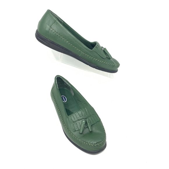 womens green loafers